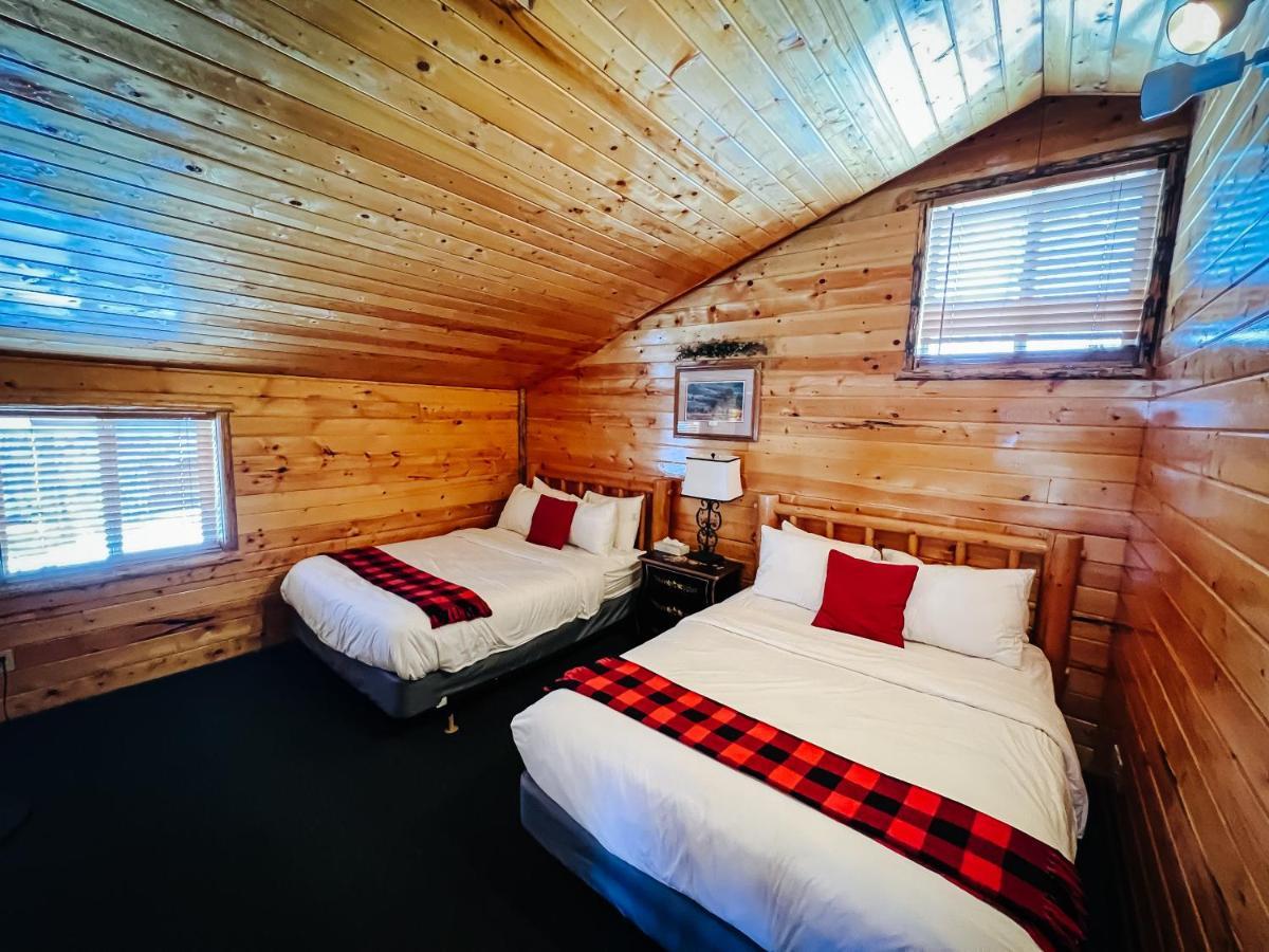 Angler's Lodge *