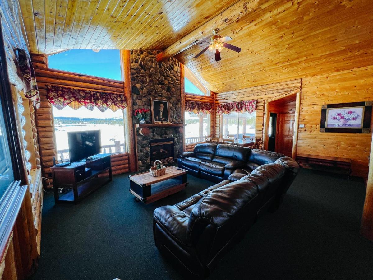 Angler's Lodge *