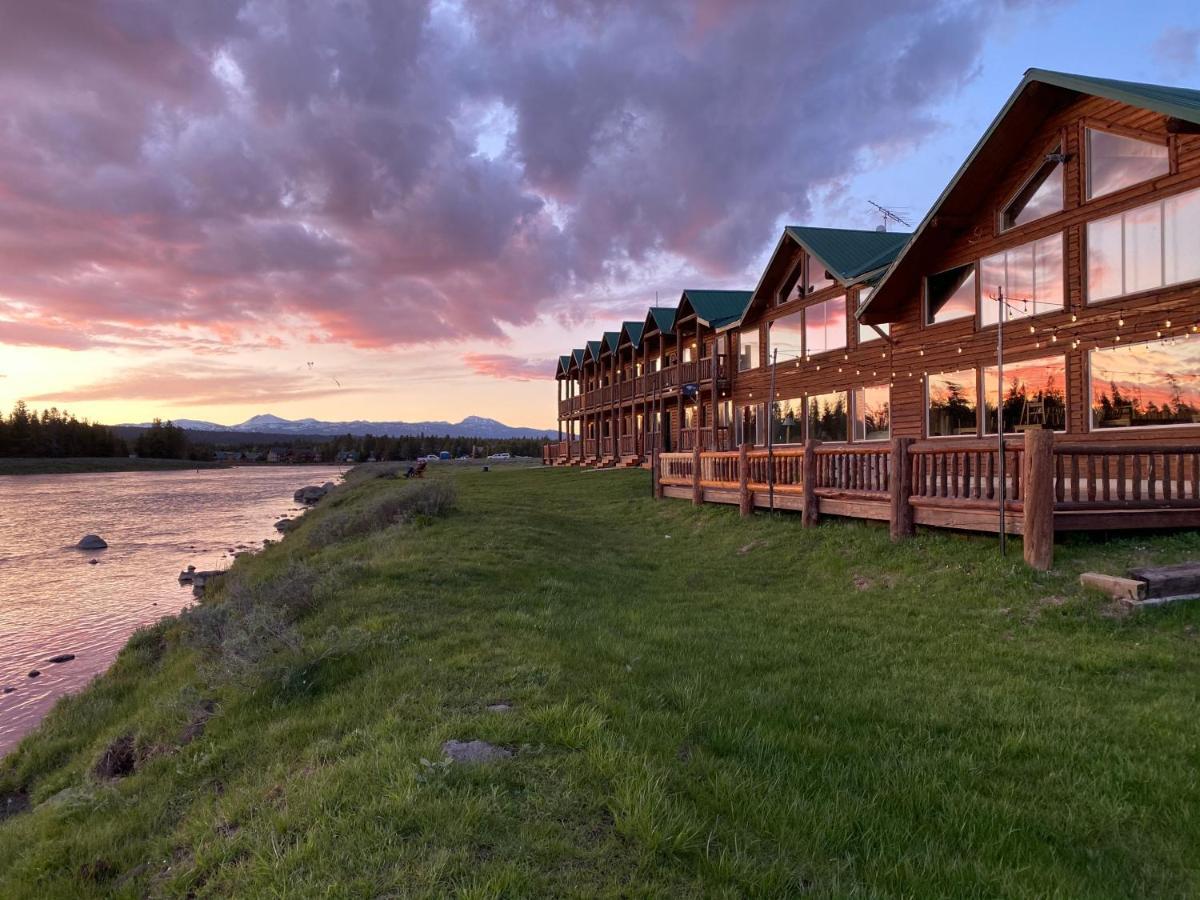 Angler's Lodge *